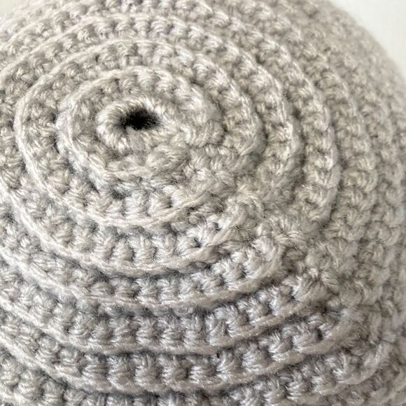 Crochet Foldable Flower Cloche Hat Gray with Flower Womens Small - Picture 5 of 10